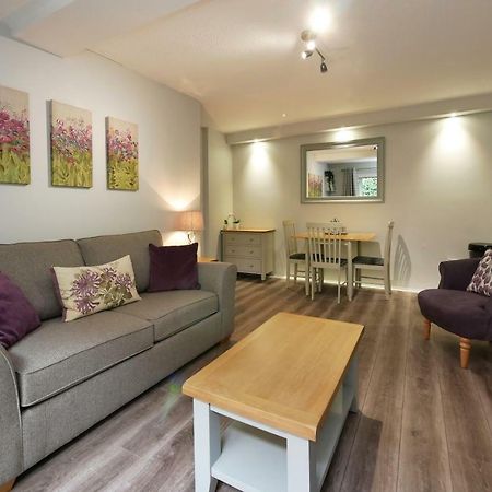 Crewe Short Lets 4 Victoria Court, Crewe Lägenhet Exteriör bild